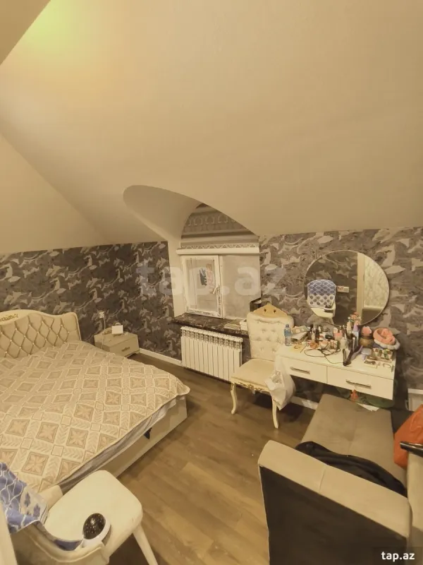 Satılır 5 otaqlı həyət evi 150 m²