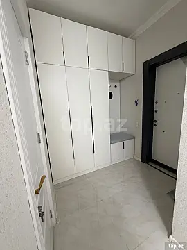 Kirayə verilir 2 otaqlı yeni tikili 80 m²