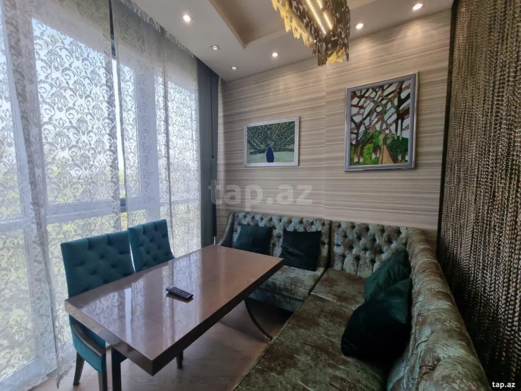 Satılır 4 otaqlı yeni tikili 239 m²