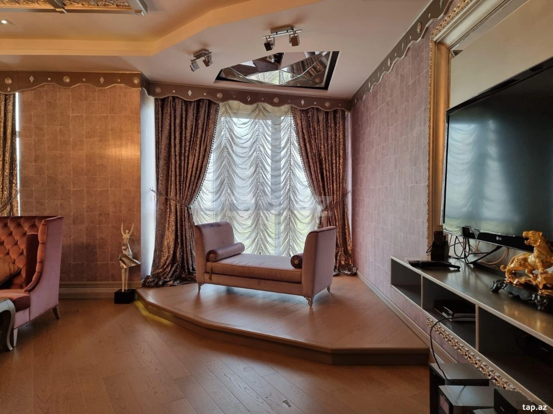 Satılır 4 otaqlı yeni tikili 239 m²