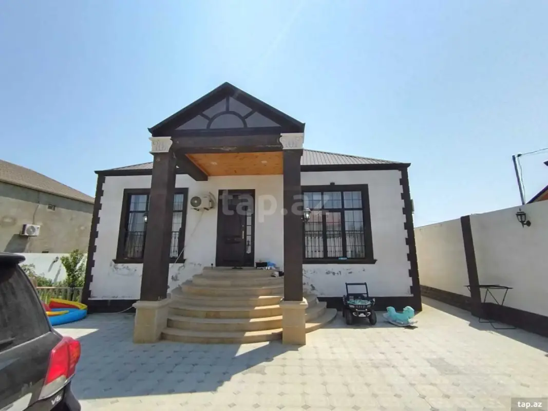 Satılır 4 otaqlı həyət evi 140 m²