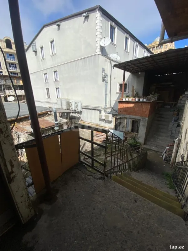 Kirayə verilir 2 otaqlı mənzil 50 m²