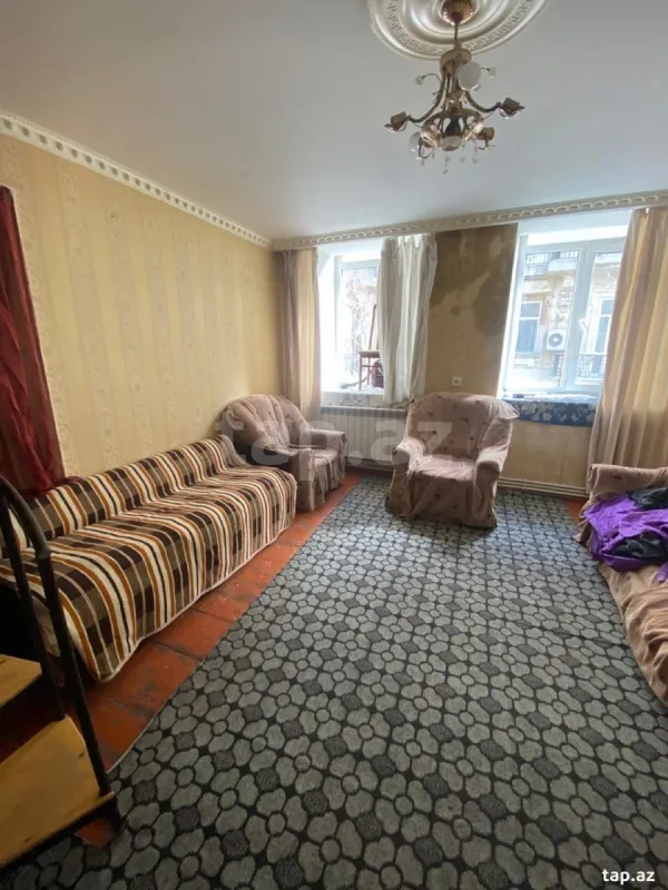 Kirayə verilir 2 otaqlı mənzil 50 m²