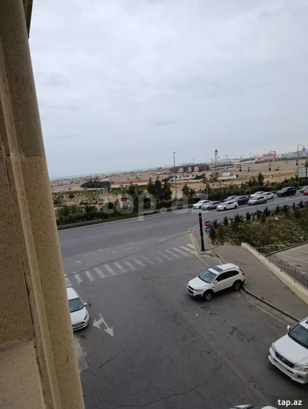 Satılır 2 otaqlı yeni tikili 75 m²