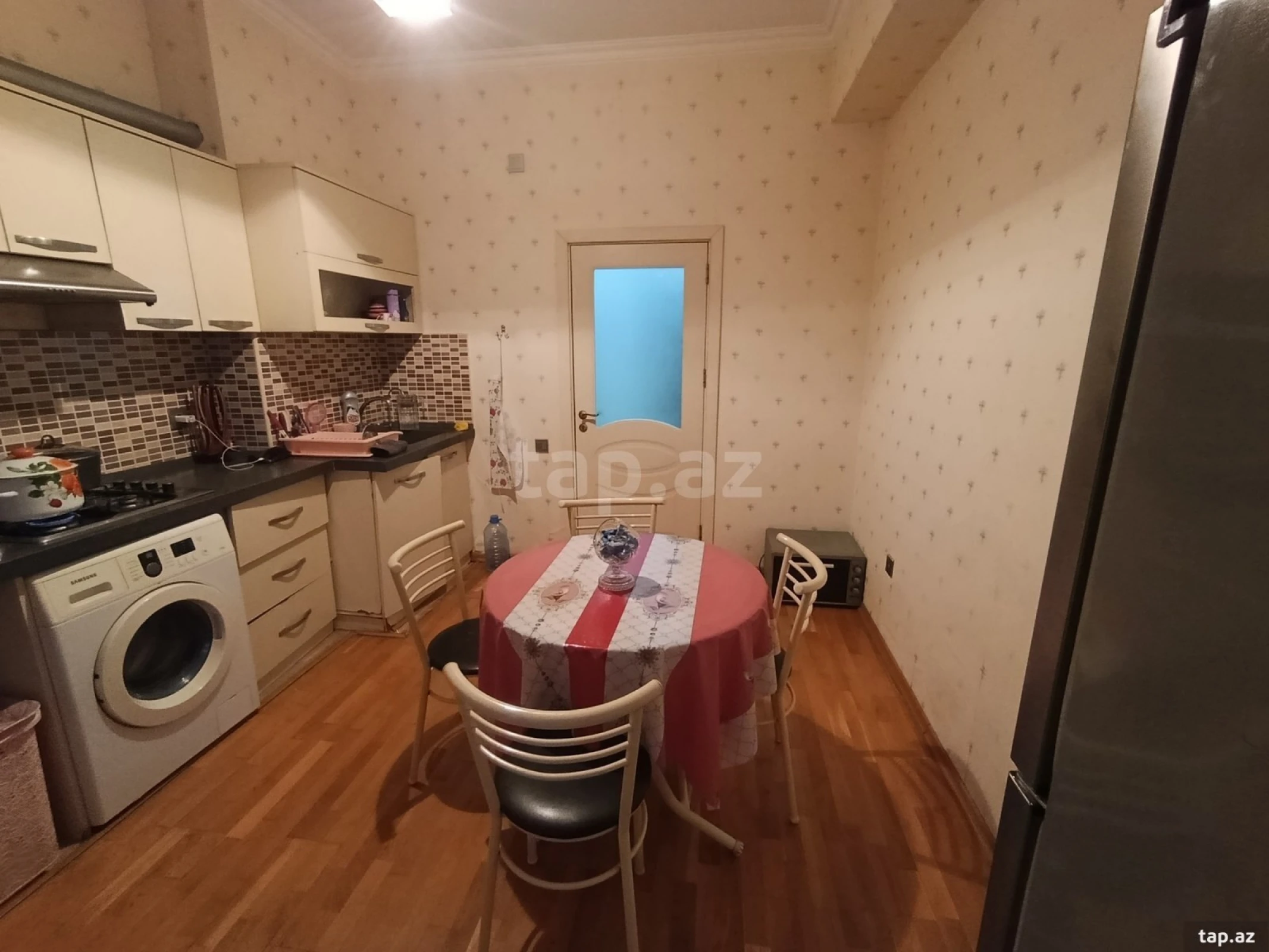 Satılır 2 otaqlı yeni tikili 75 m²