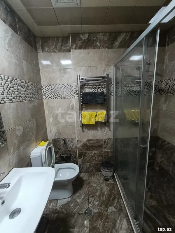 Satılır 2 otaqlı yeni tikili 75 m²