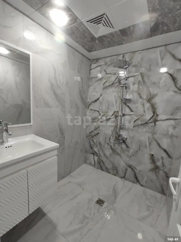 Satılır 3 otaqlı mənzil 70 m²