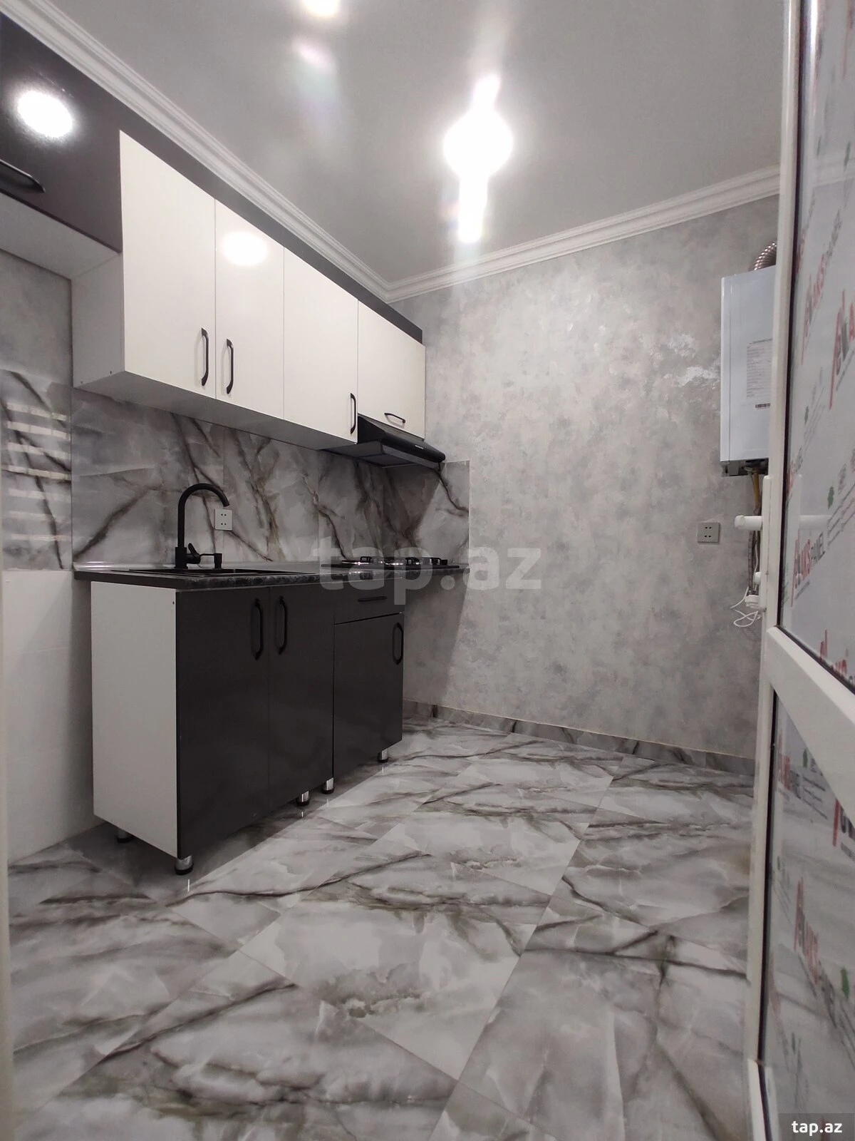 Satılır 3 otaqlı mənzil 70 m²