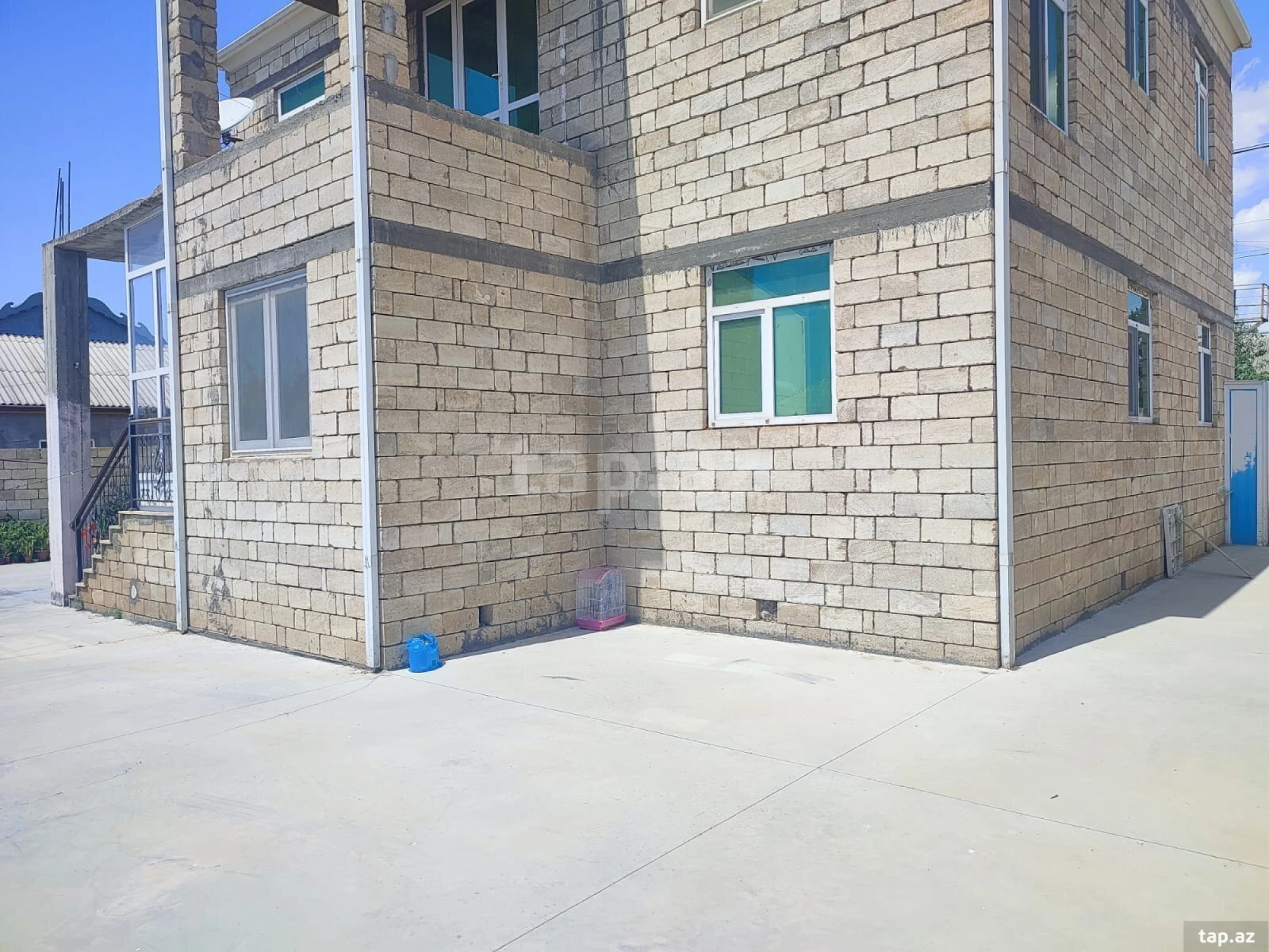 Satılır 6 otaqlı həyət evi 320 m²