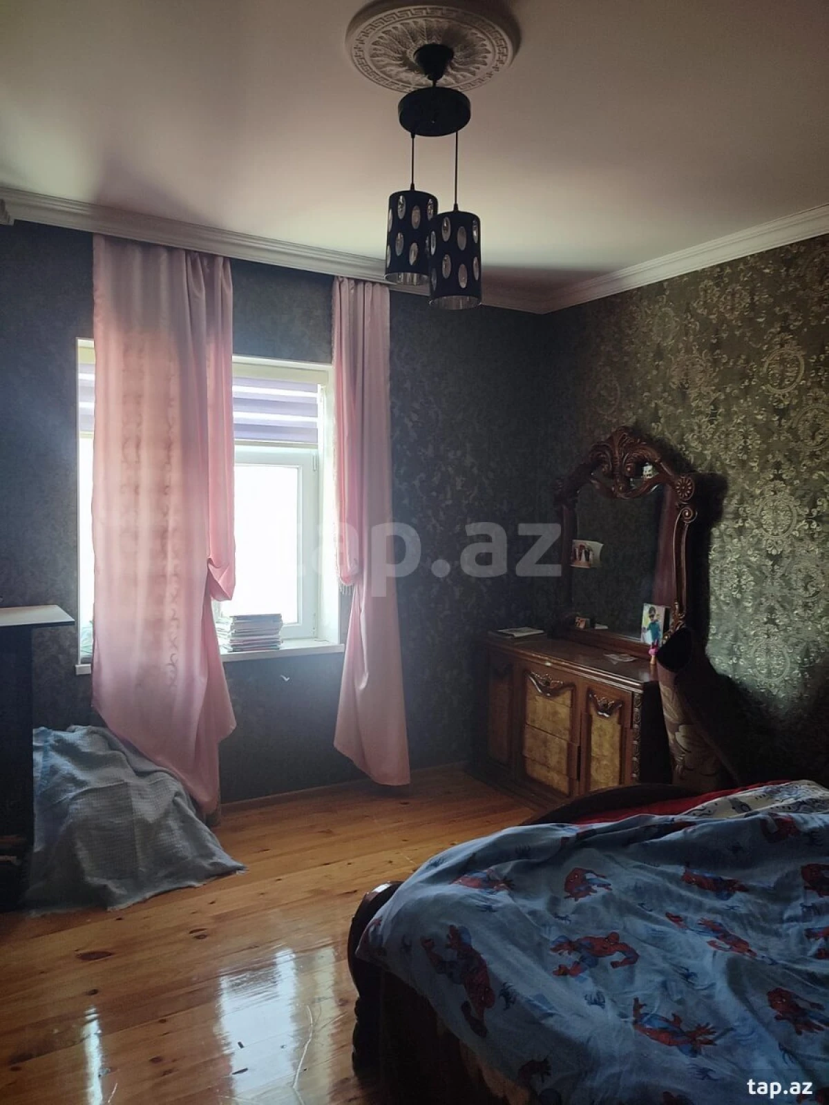 Satılır 6 otaqlı həyət evi 320 m²