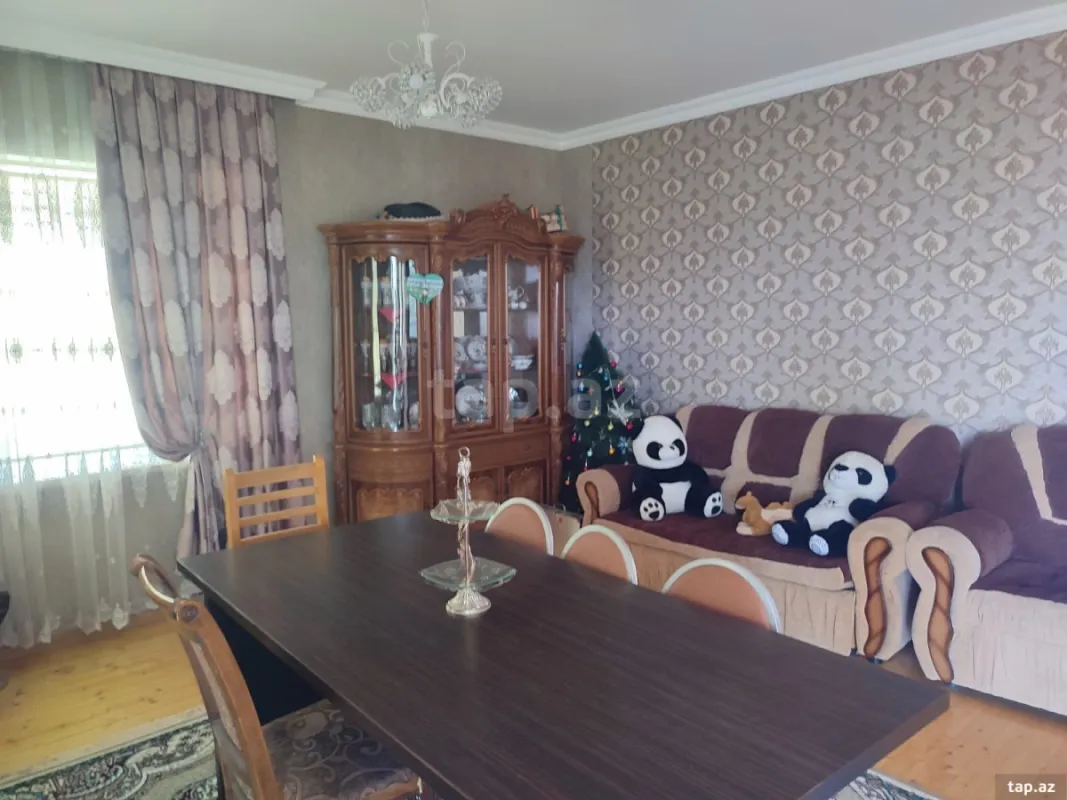 Satılır 6 otaqlı həyət evi 320 m²