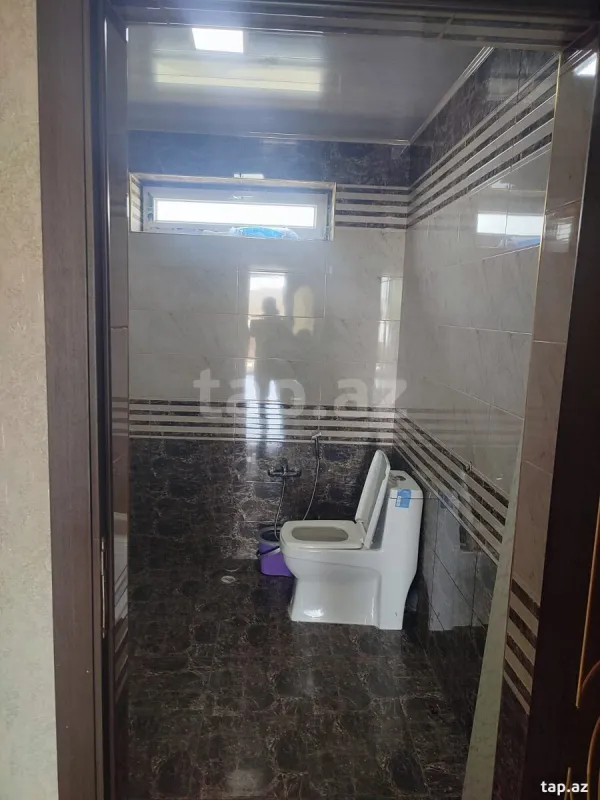 Satılır 6 otaqlı həyət evi 320 m²