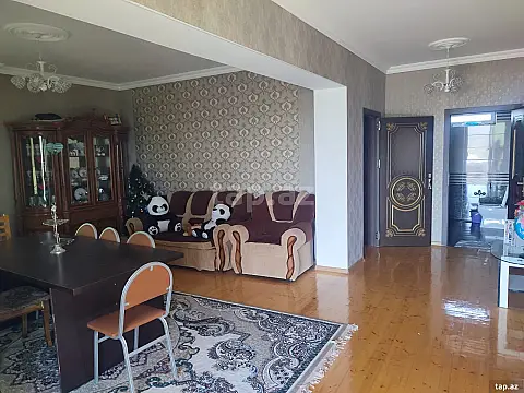 Satılır 6 otaqlı həyət evi 320 m²