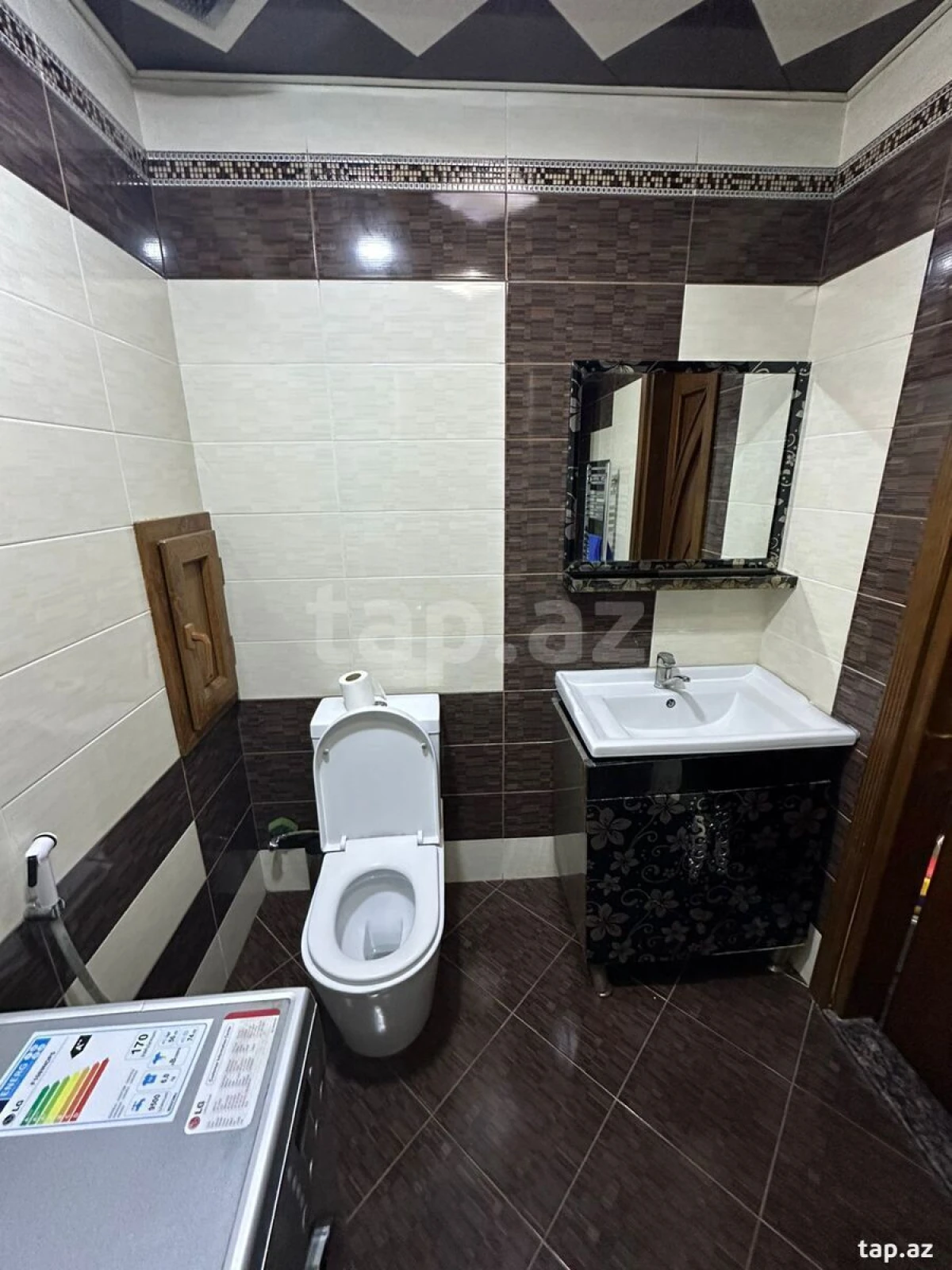 Kirayə verilir 2 otaqlı yeni tikili 82 m²