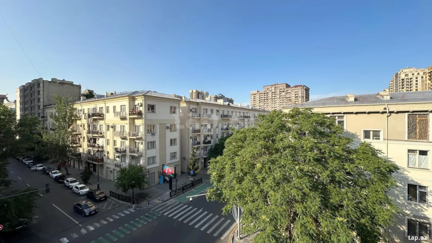 Satılır 2 otaqlı mənzil 45 m²