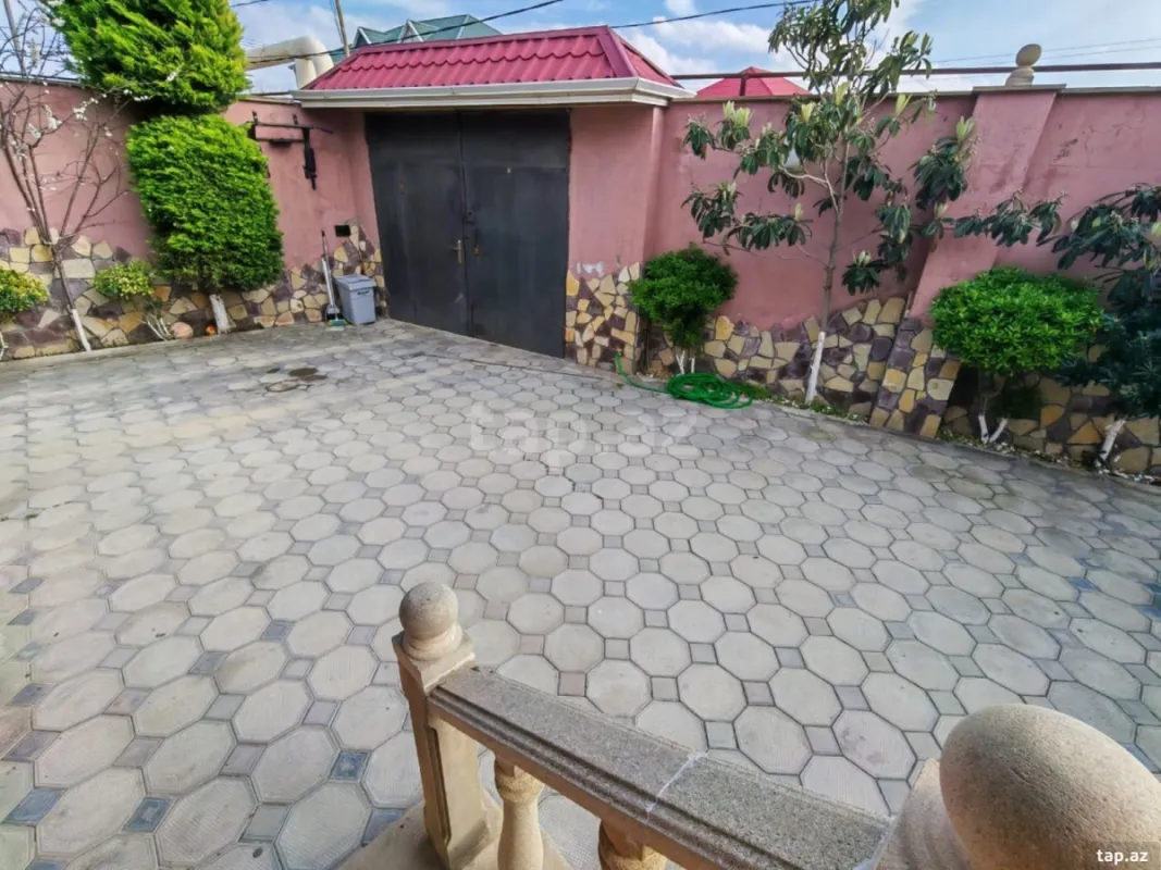 Satılır 2 otaqlı həyət evi 110 m²