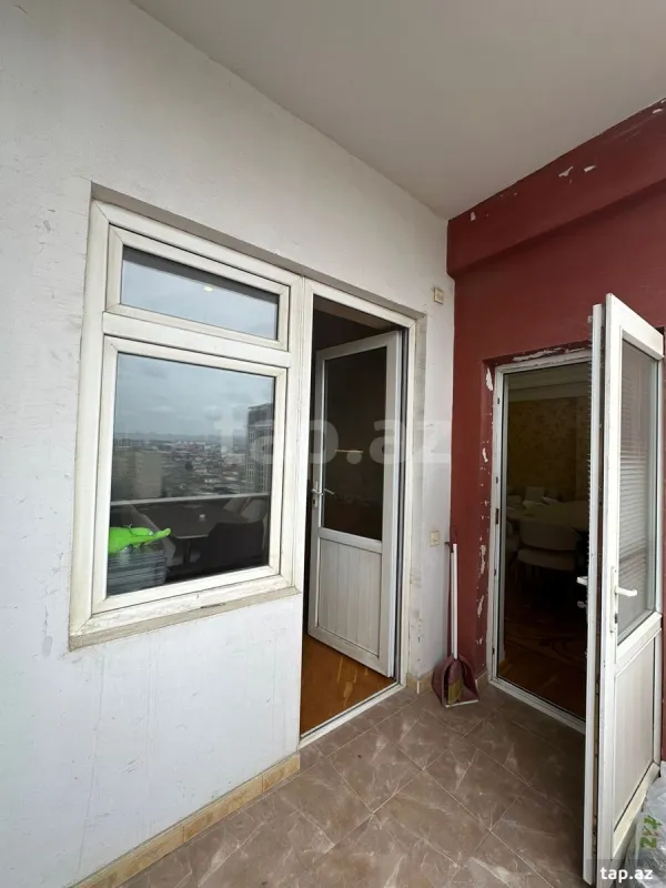 Satılır 4 otaqlı yeni tikili 153 m²