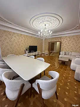 Satılır 4 otaqlı yeni tikili 153 m² — Bakı 4 otaq 153.00 m²