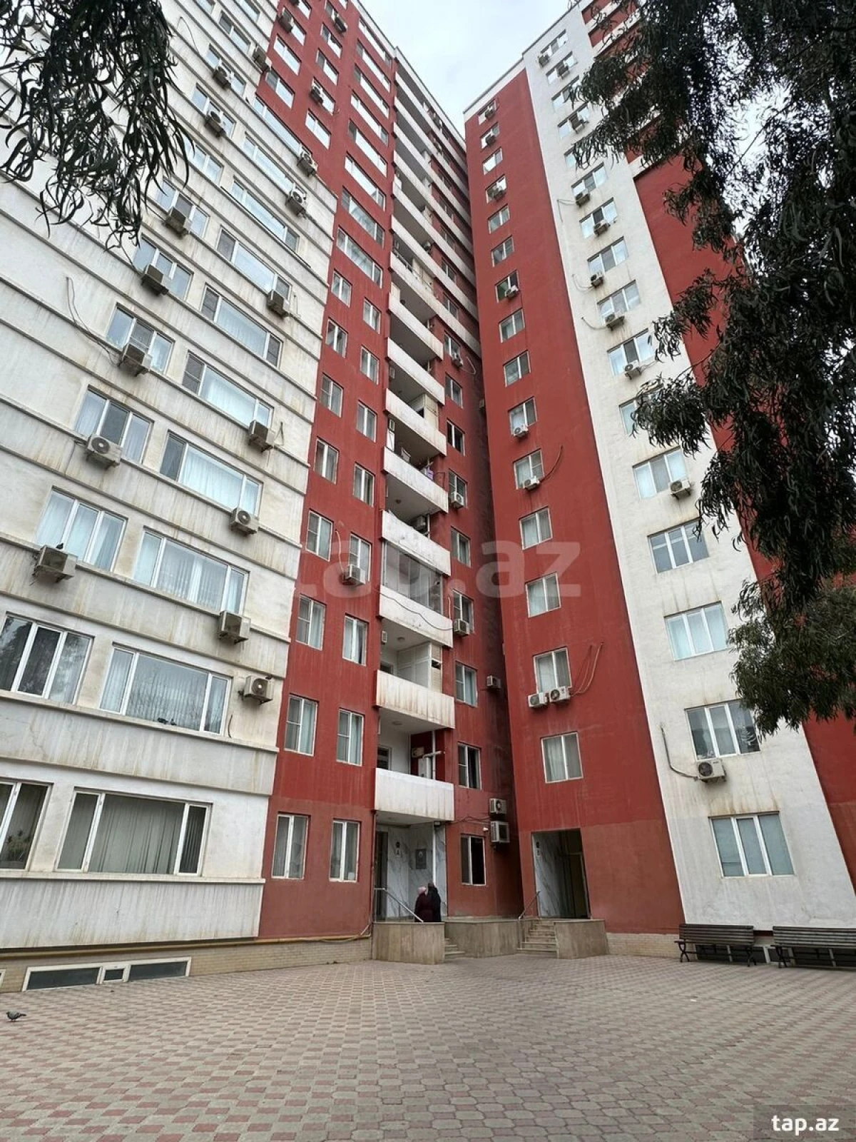 Satılır 4 otaqlı yeni tikili 153 m²