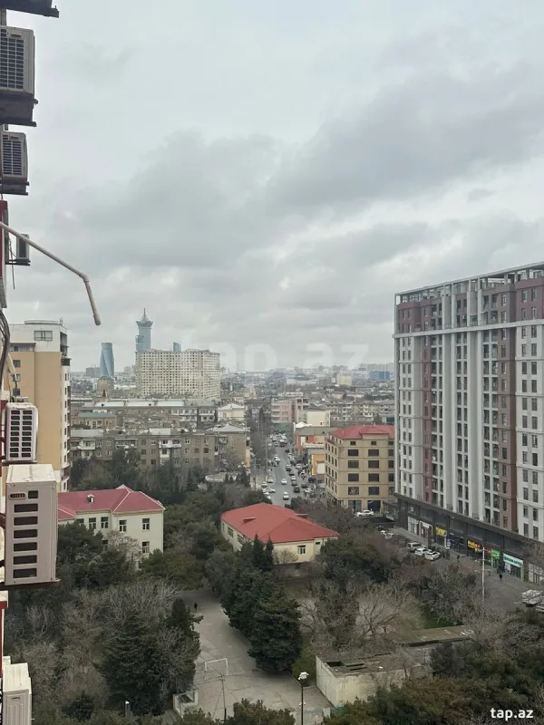 Satılır 4 otaqlı yeni tikili 153 m²
