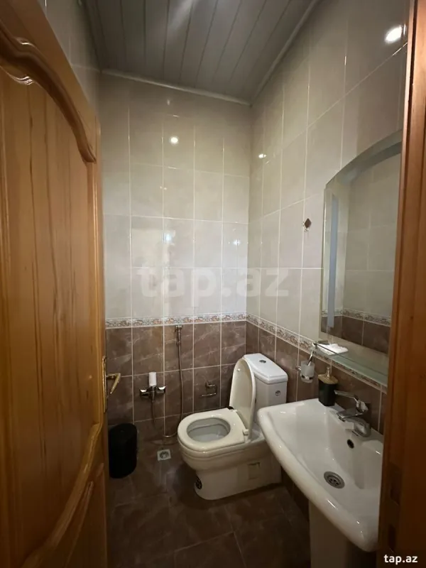 Satılır 4 otaqlı yeni tikili 153 m²