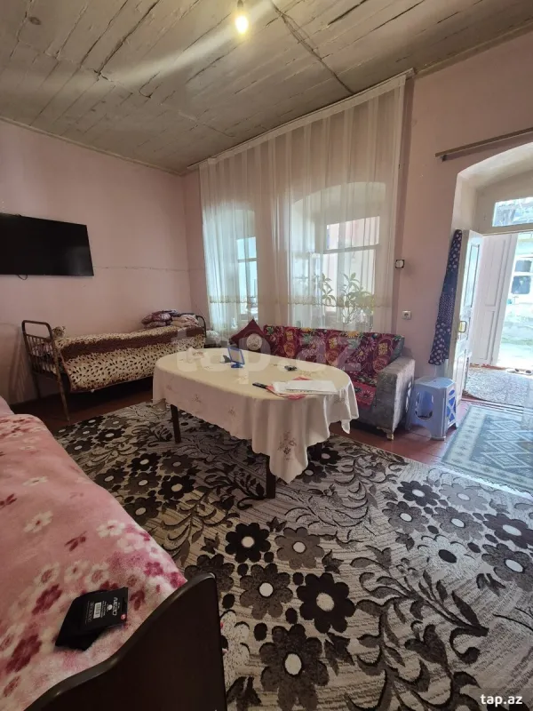 Satılır 2 otaqlı həyət evi 100 m²