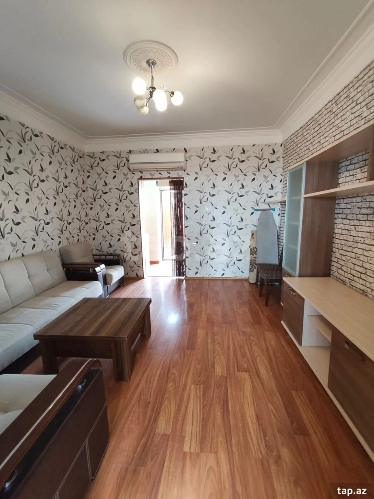 Kirayə verilir 2 otaqlı mənzil 45 m²