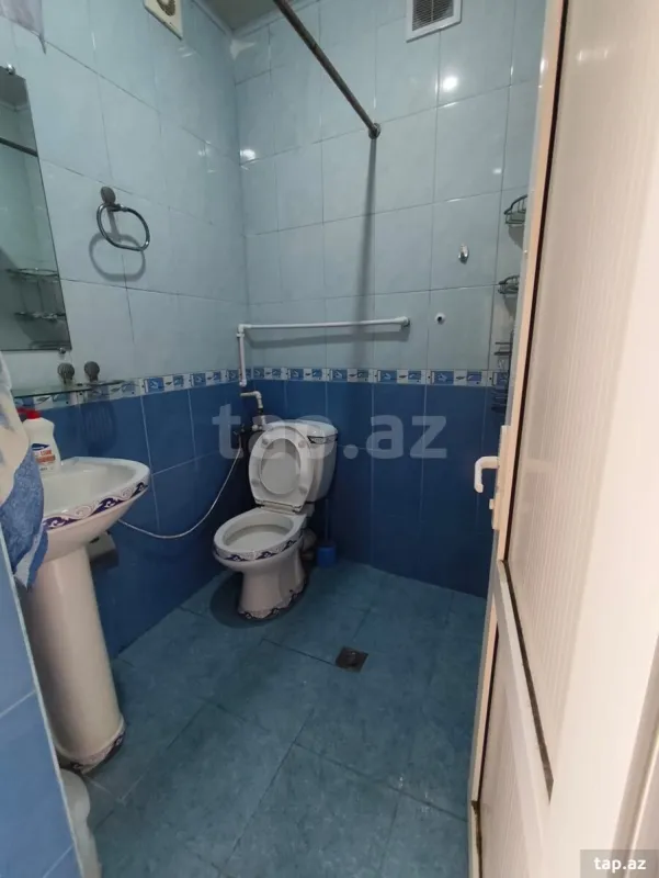 Kirayə verilir 2 otaqlı mənzil 45 m²