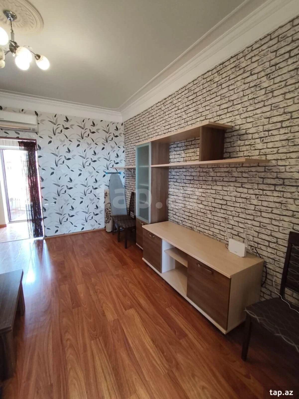 Kirayə verilir 2 otaqlı mənzil 45 m²