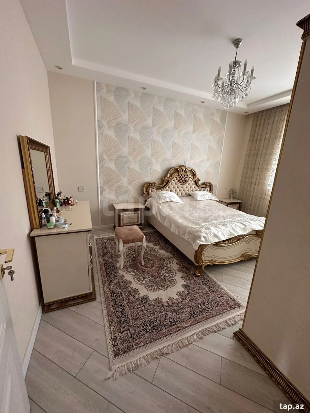 Satılır 4 otaqlı həyət evi 120 m²