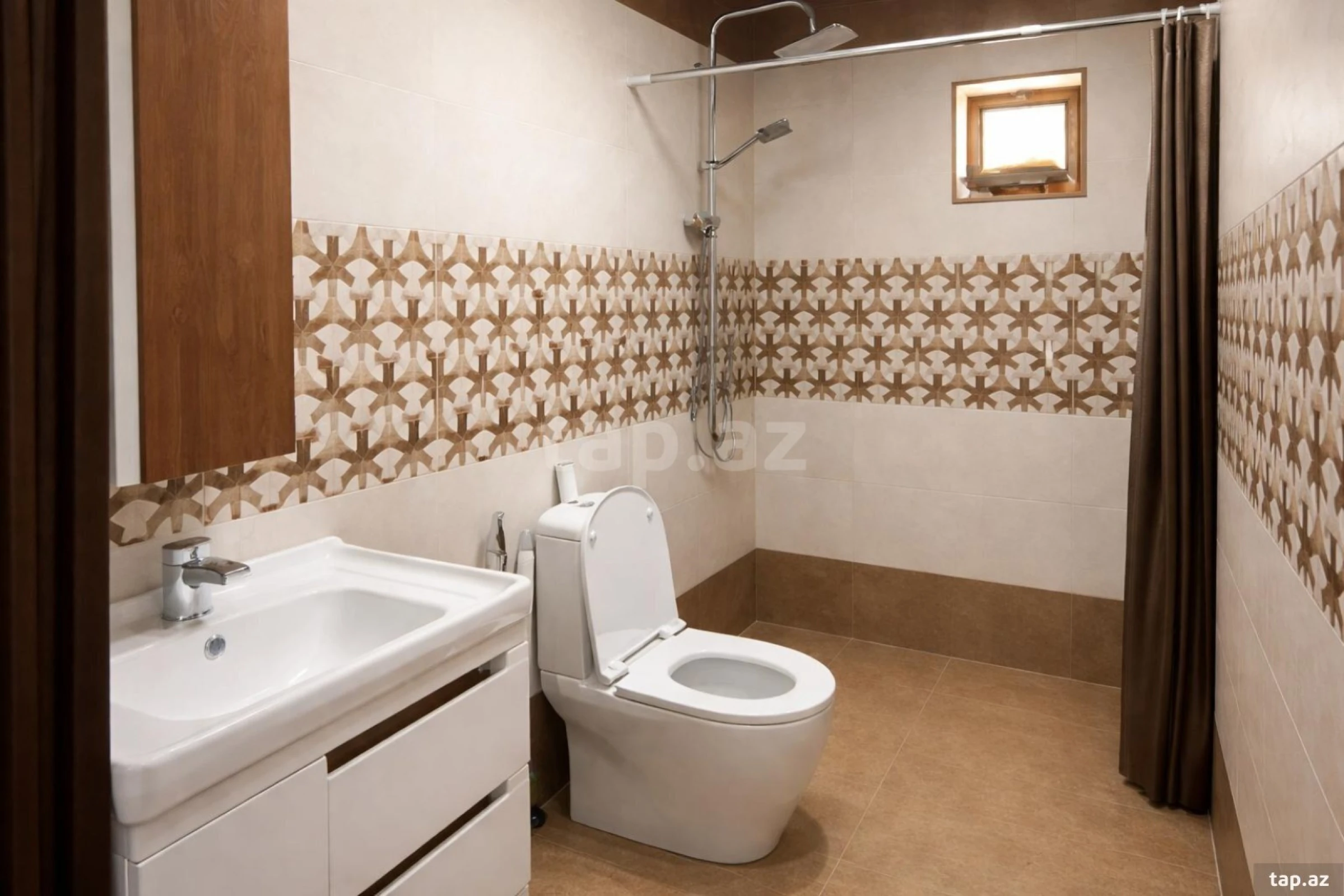 Satılır 3 otaqlı həyət evi 200 m²