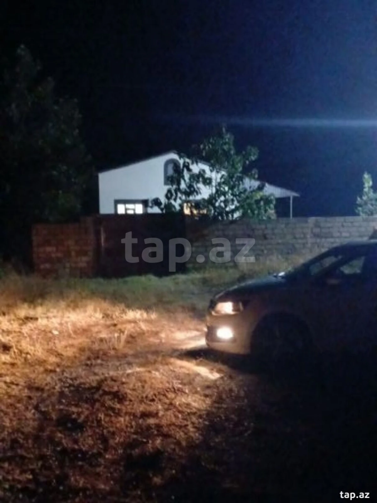 Satılır 3 otaqlı həyət evi 200 m²