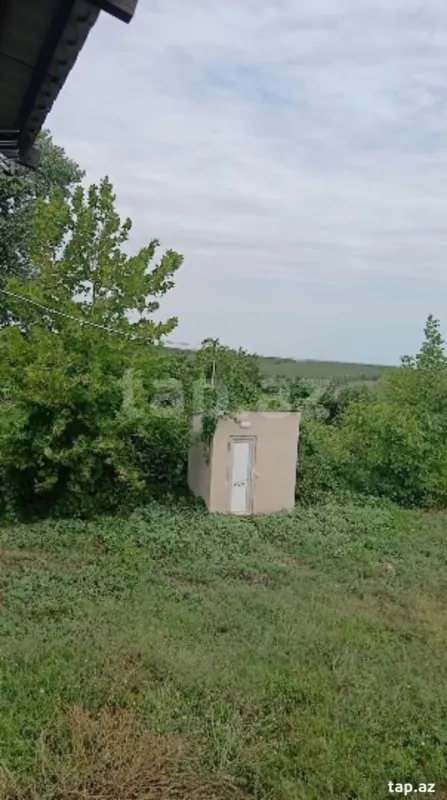 Satılır 3 otaqlı həyət evi 200 m²