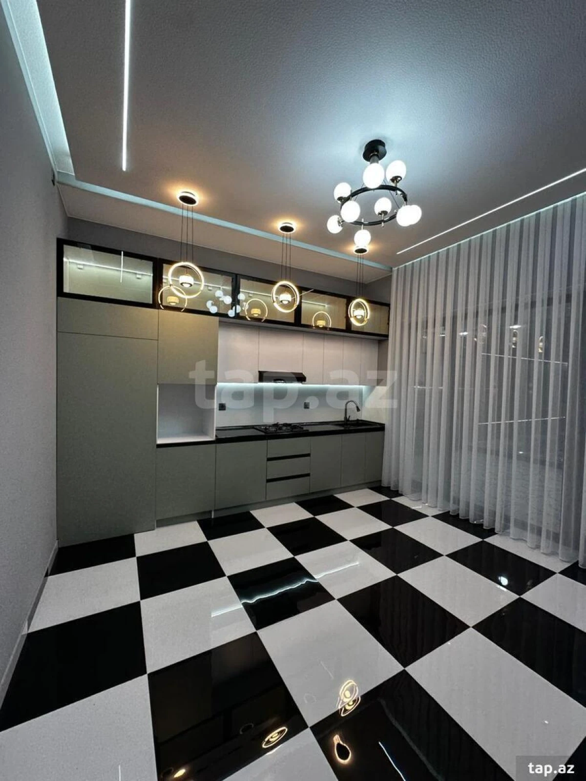 Satılır 4 otaqlı həyət evi 150 m²