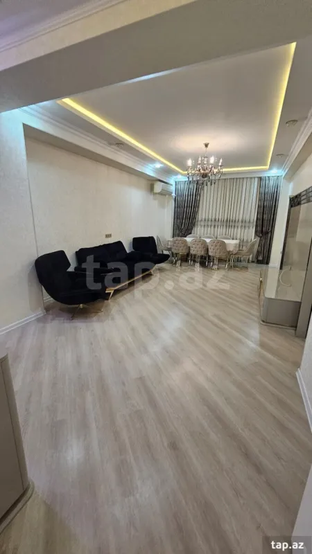 Satılır 3 otaqlı yeni tikili 142 m²