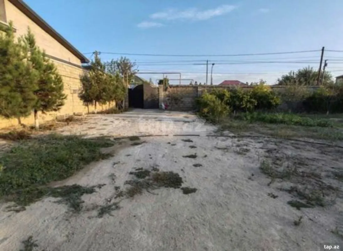 Satılır 7 otaqlı həyət evi 250 m²