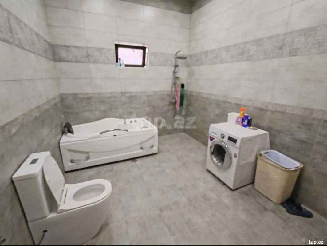 Satılır 7 otaqlı həyət evi 250 m²