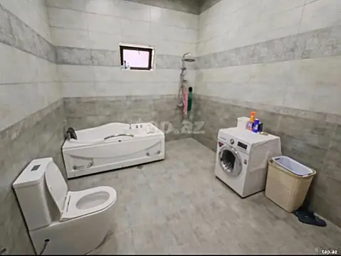 Satılır 7 otaqlı həyət evi 250 m²