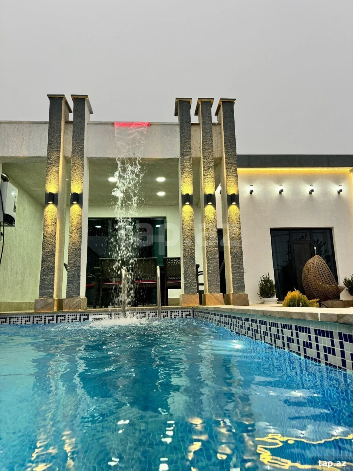 Kirayə verilir 4 otaqlı həyət evi 250 m²