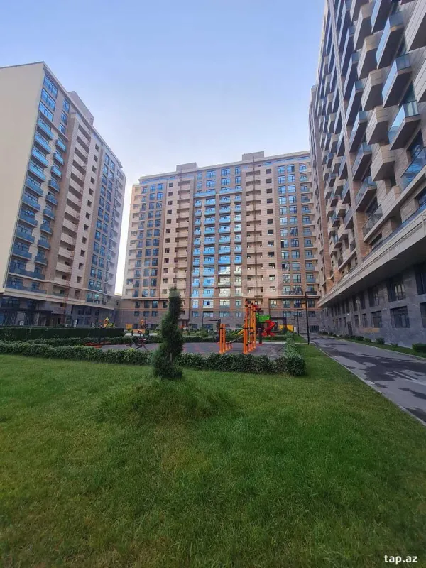Satılır 3 otaqlı yeni tikili 118.5 m²
