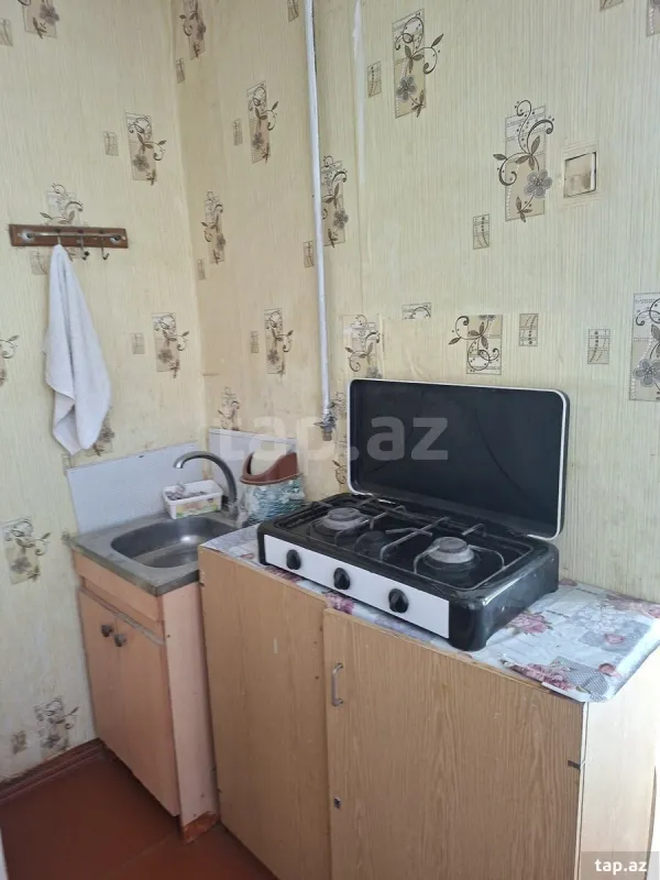 Kirayə verilir 2 otaqlı mənzil 25 m²