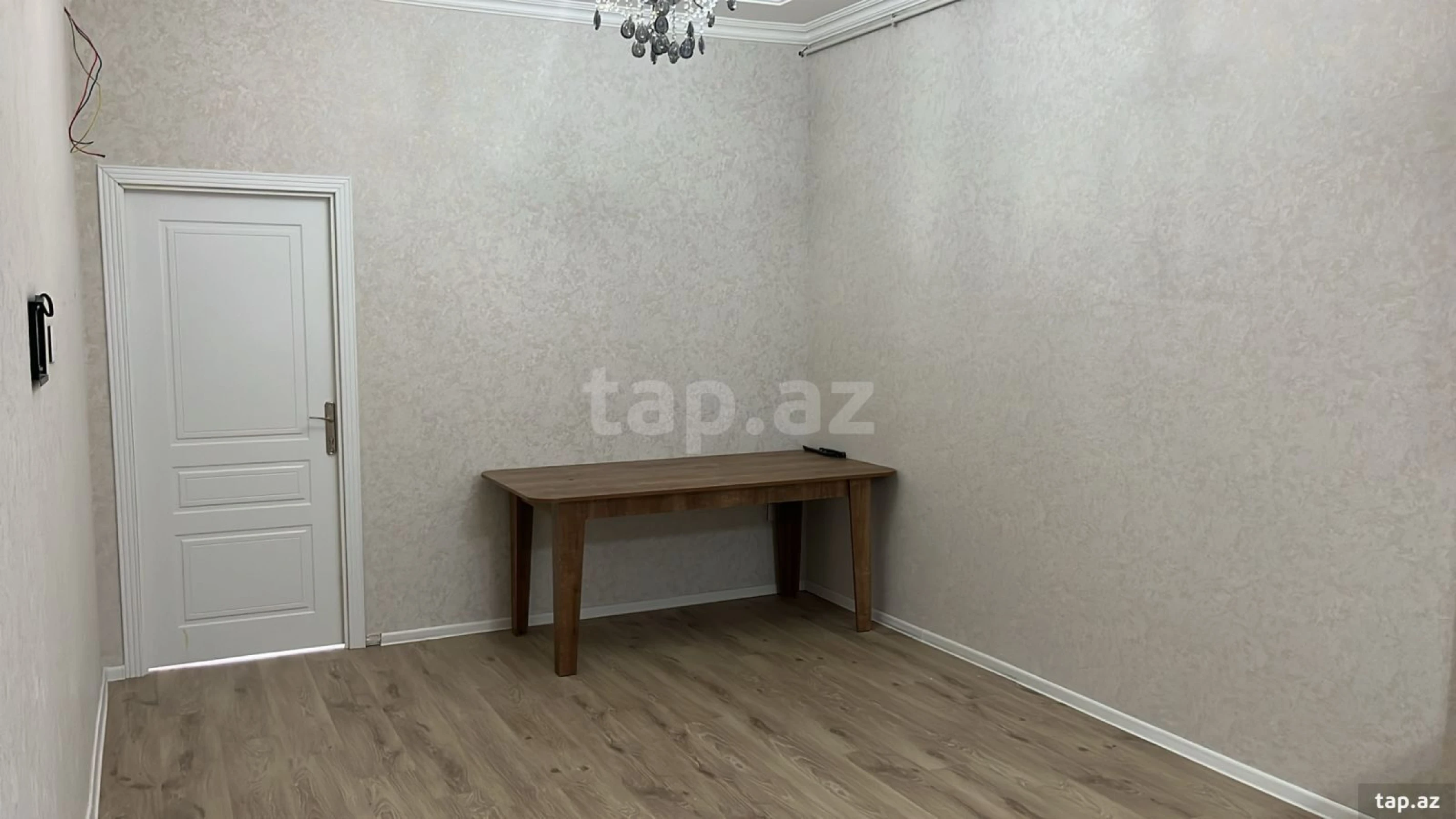 Kirayə verilir 3 otaqlı yeni tikili 80 m²