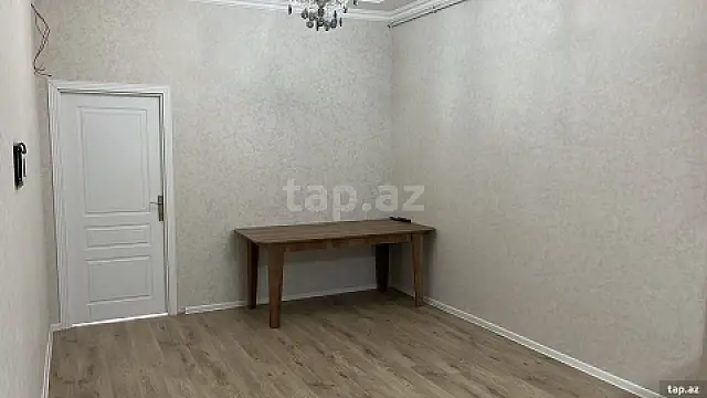 Kirayə verilir 3 otaqlı yeni tikili 80 m²