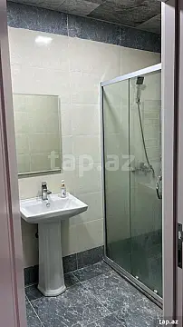 Kirayə verilir 3 otaqlı yeni tikili 80 m²