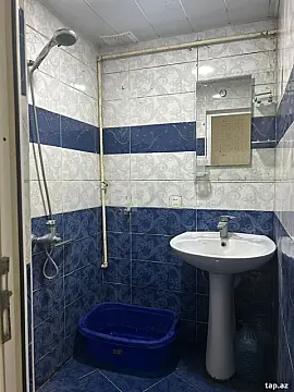 Kirayə verilir 2 otaqlı mənzil 50 m²