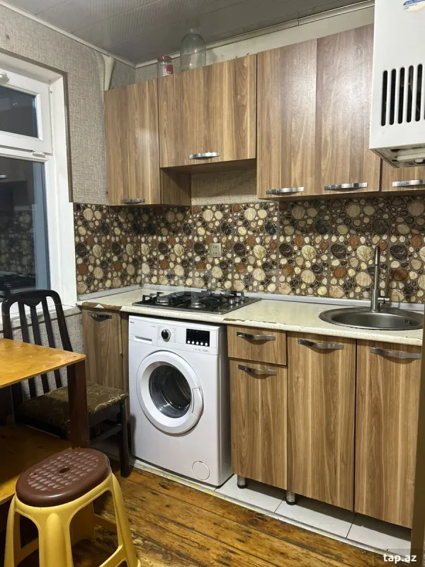 Kirayə verilir 2 otaqlı mənzil 50 m²