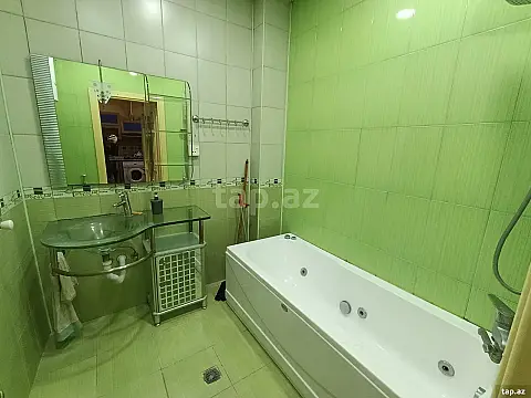 Kirayə verilir 2 otaqlı yeni tikili 59 m²