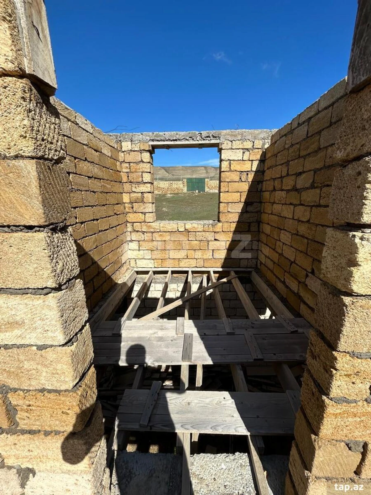 Satılır 7 otaqlı həyət evi 400 m²