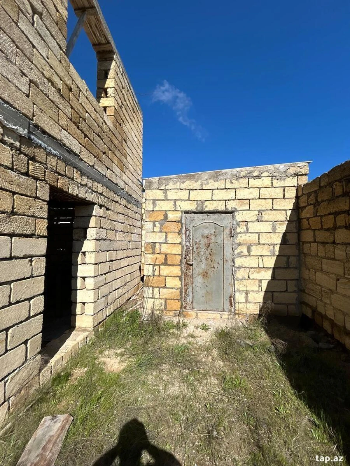 Satılır 7 otaqlı həyət evi 400 m²