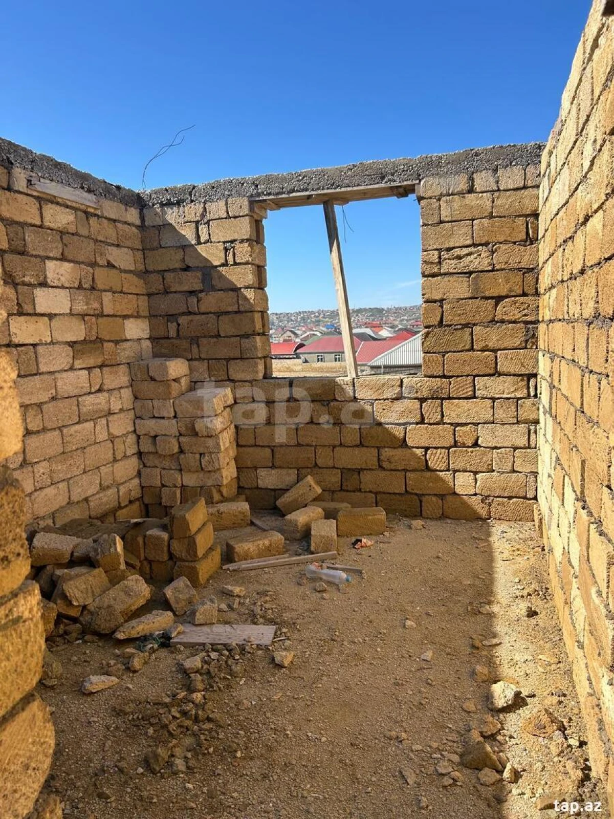 Satılır 7 otaqlı həyət evi 400 m²